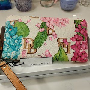 Hydrangea Monogram Large Zip Around Wristlet